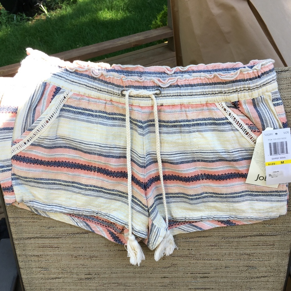 Adorable Jolt Drawstring Shorts!!